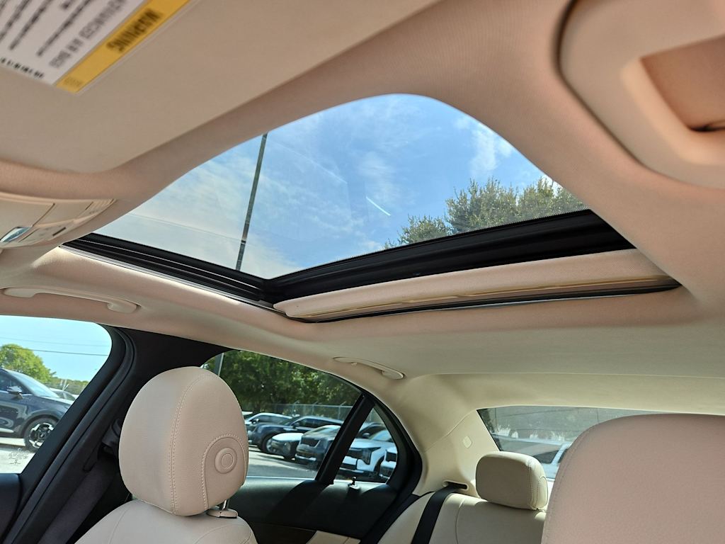 Thumbnail: 2018 Mercedes-Benz C-Class - 22
