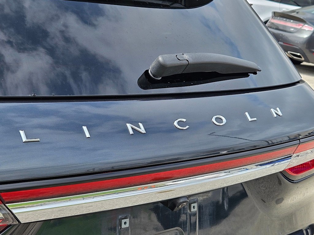 Thumbnail: 2020 Lincoln Corsair - 16