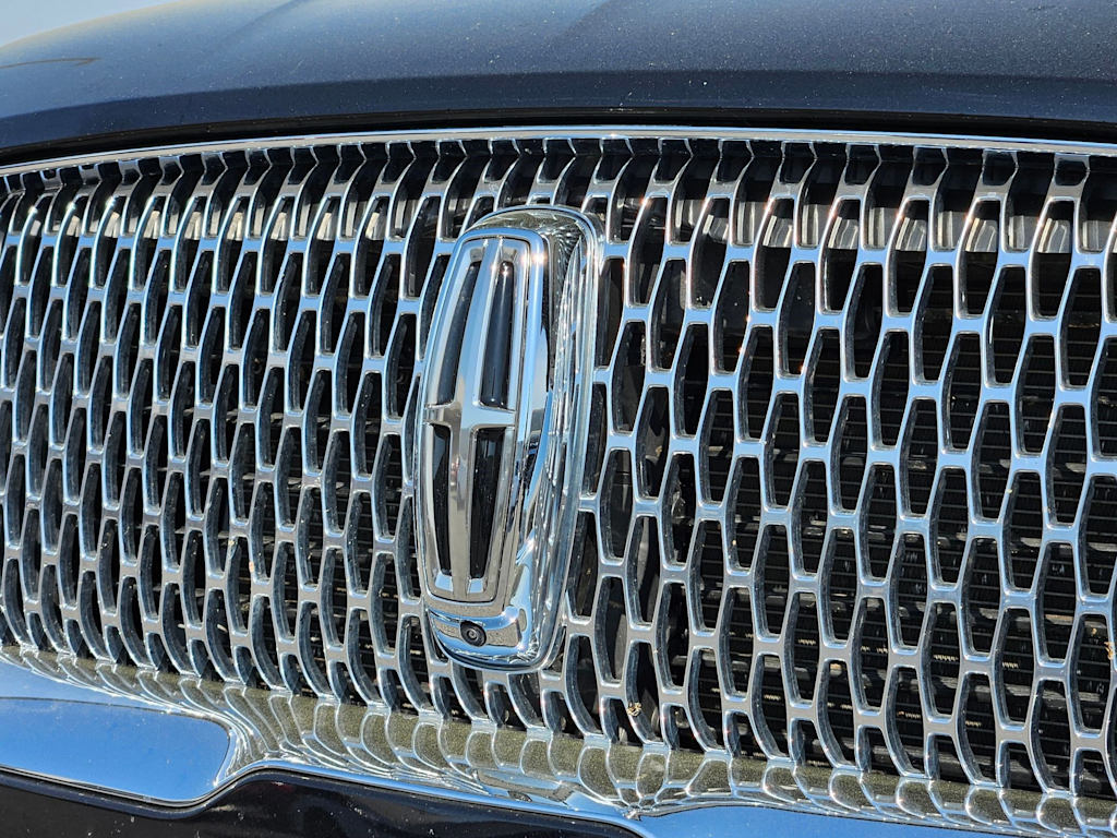 Thumbnail: 2023 Lincoln Navigator - 13