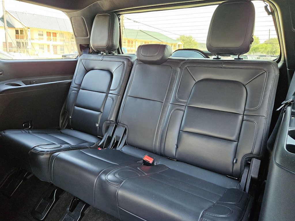 Thumbnail: 2023 Lincoln Navigator - 21