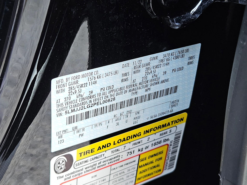 Thumbnail: 2023 Lincoln Navigator - 29