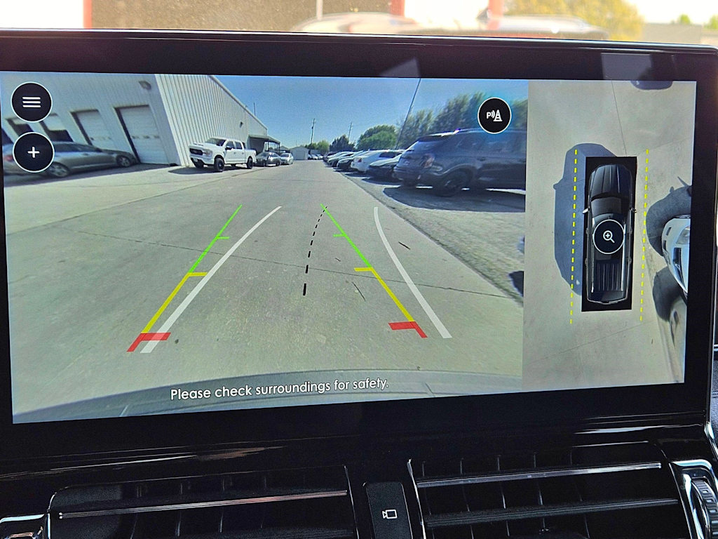 Thumbnail: 2023 Lincoln Navigator - 27