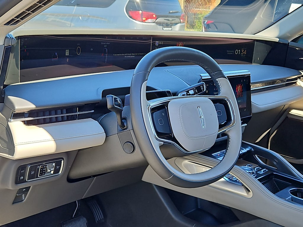Thumbnail: 2025 Lincoln Nautilus - 2