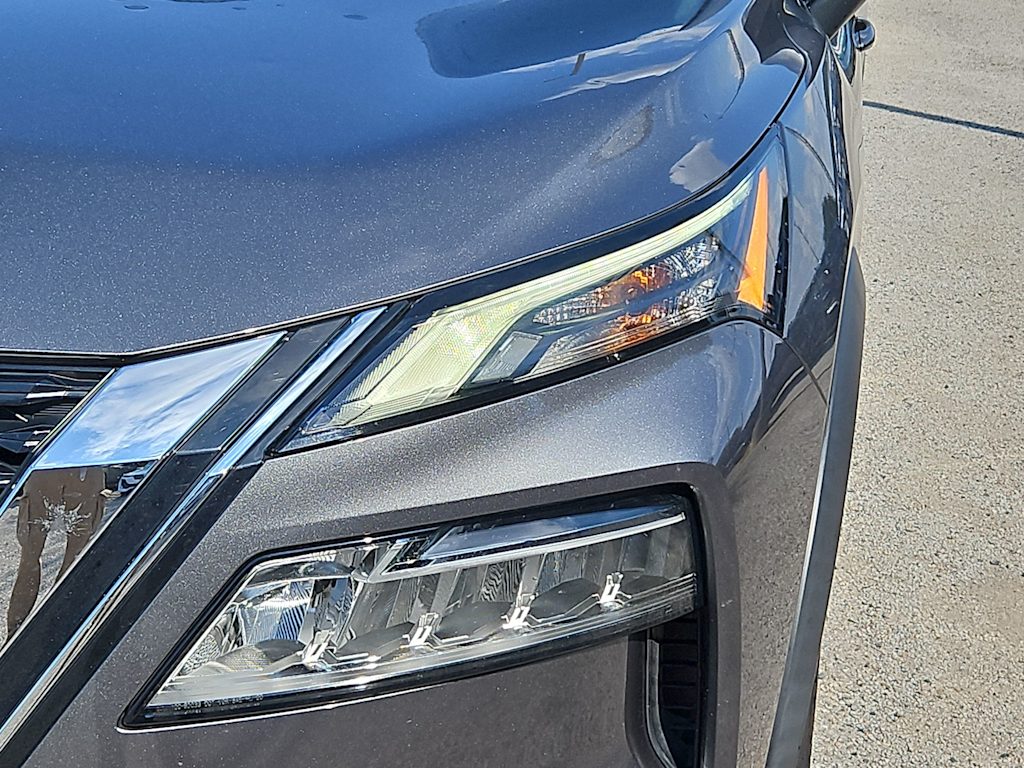 Thumbnail: 2023 Nissan Rogue - 18
