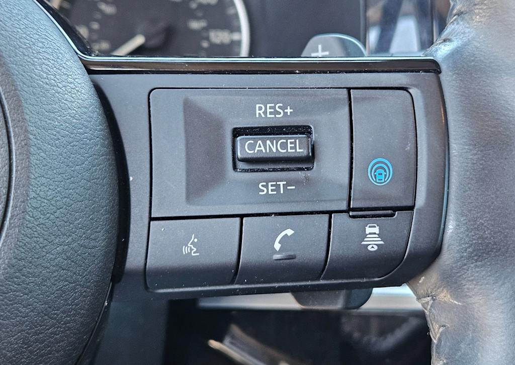 Thumbnail: 2022 Nissan Pathfinder - 20