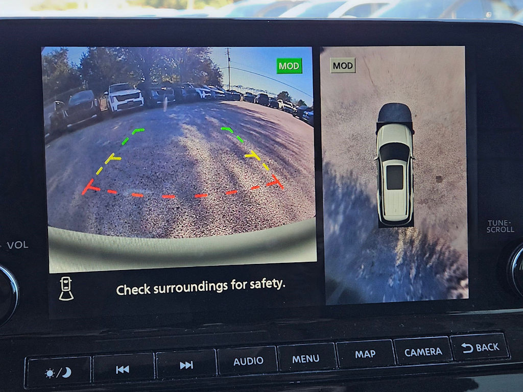 Thumbnail: 2022 Nissan Pathfinder - 22