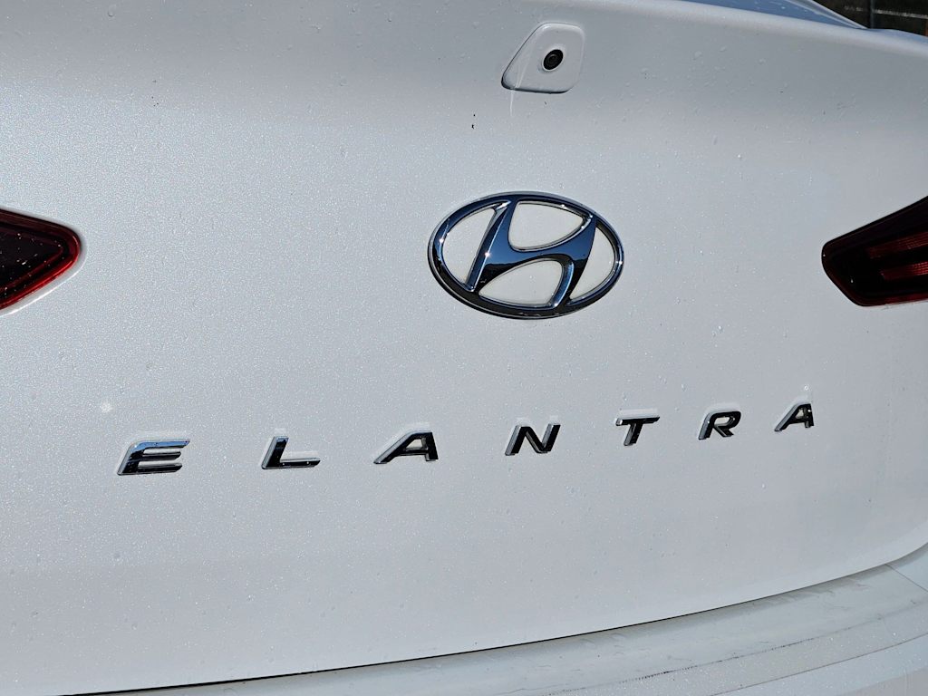 Thumbnail: 2019 Hyundai Elantra - 27