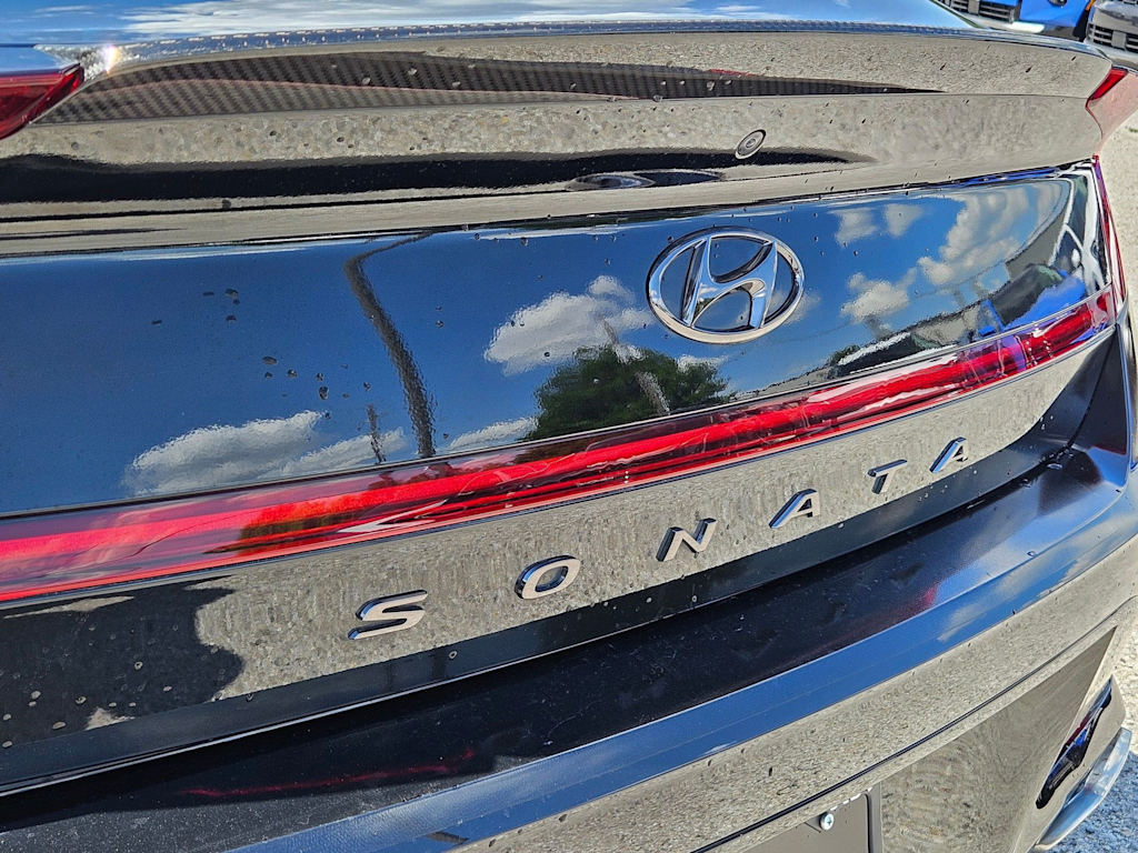 Thumbnail: 2022 Hyundai Sonata - 21