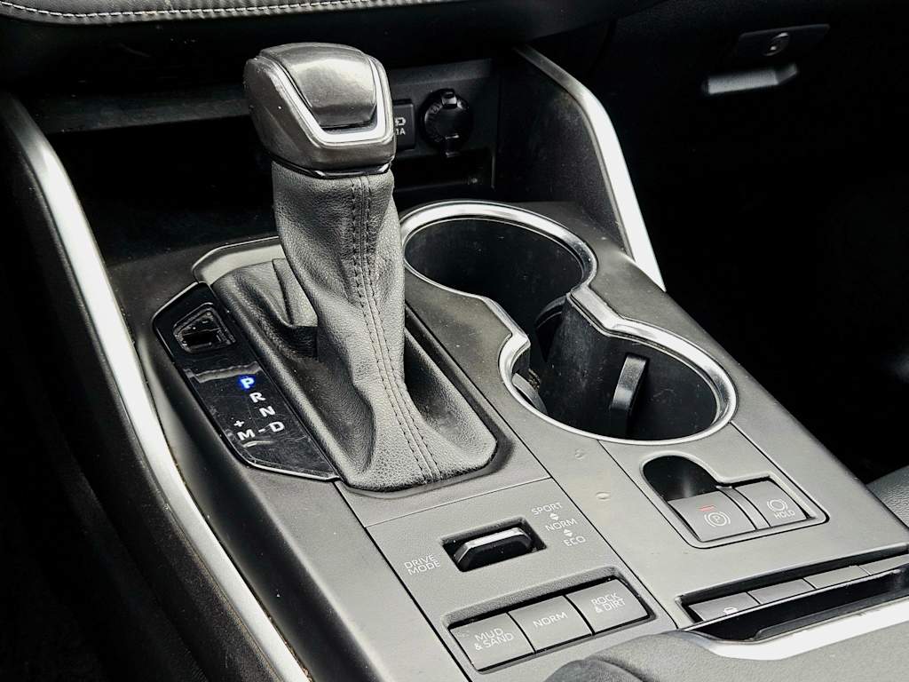 Thumbnail: 2021 Toyota Highlander - 14