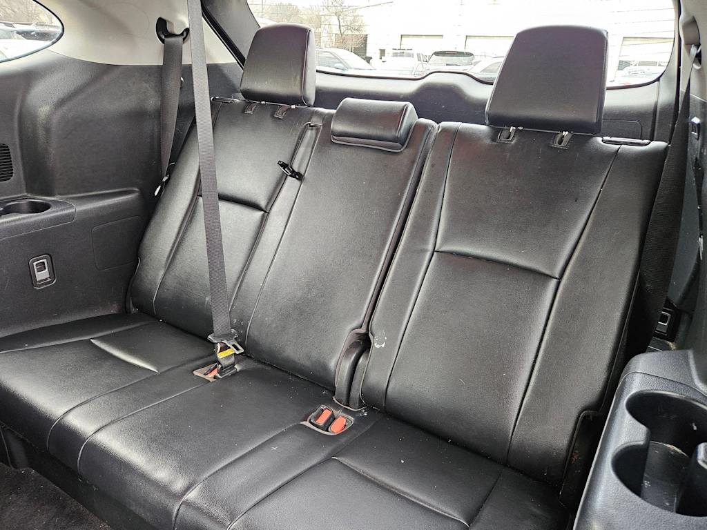 Thumbnail: 2021 Toyota Highlander - 27