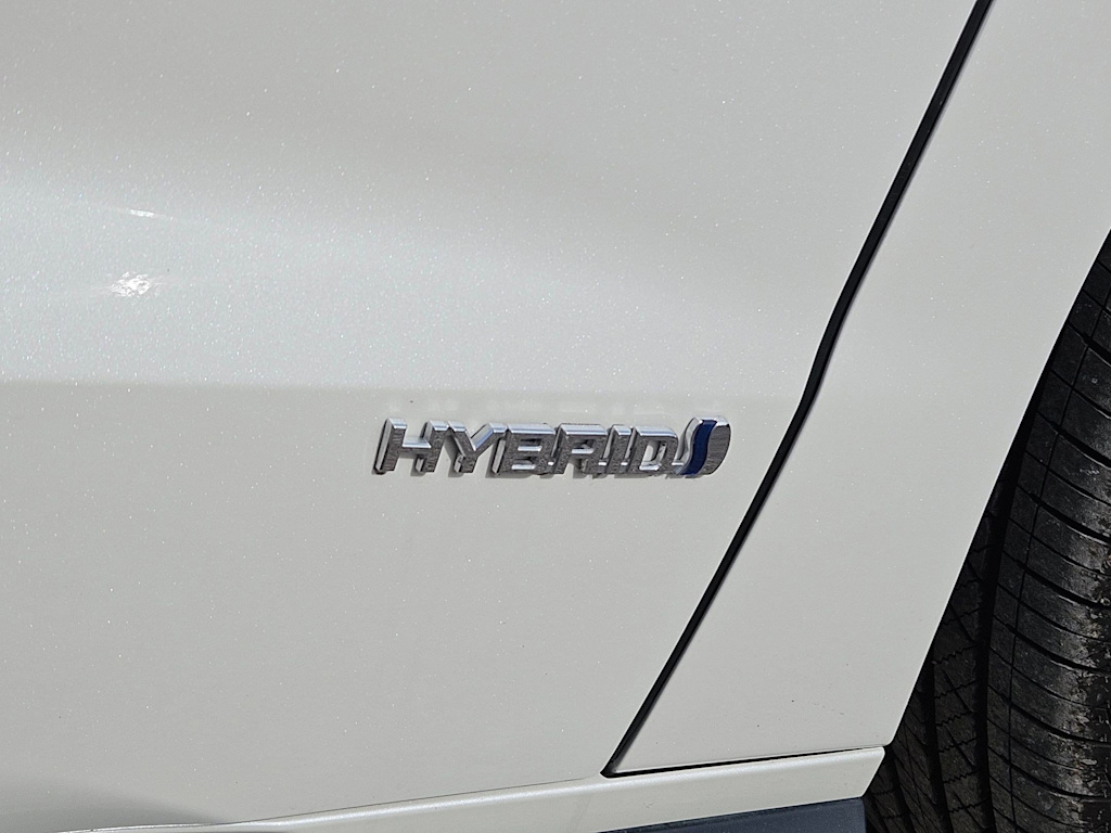 Thumbnail: 2021 Toyota Sienna - 24