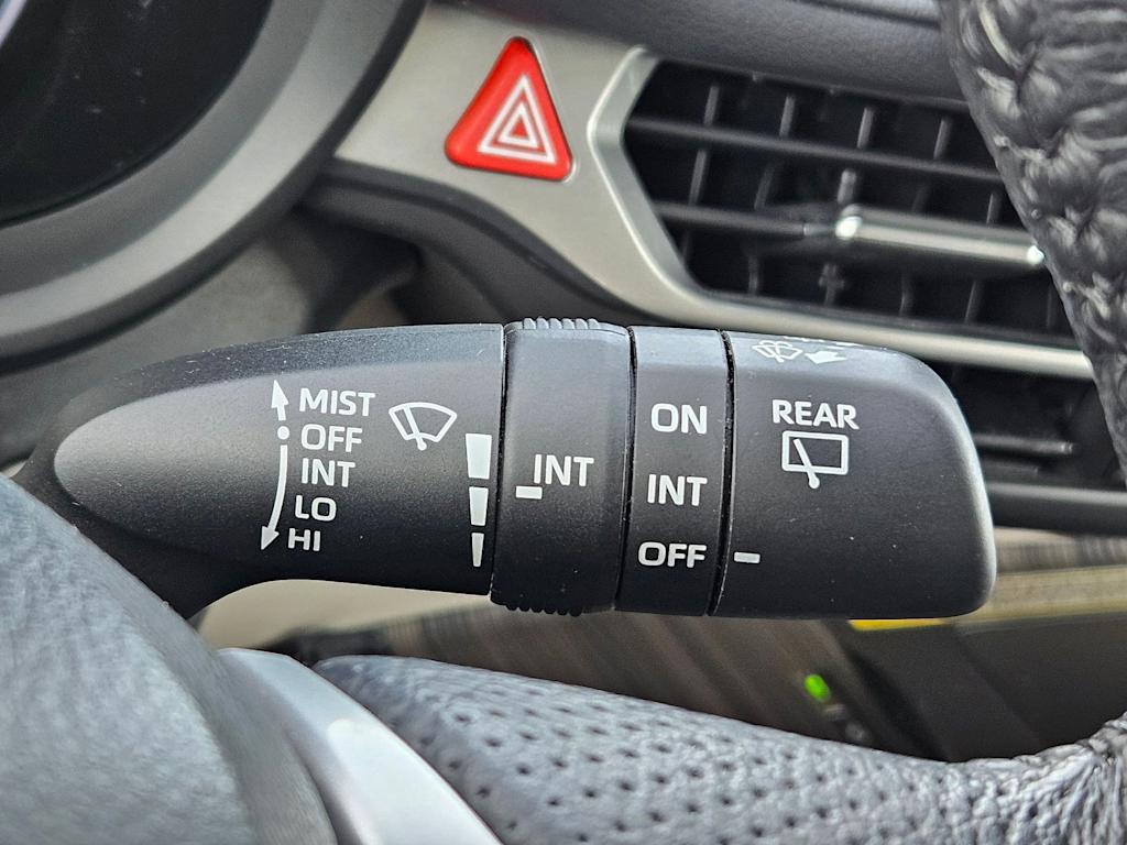 Thumbnail: 2021 Toyota Sienna - 15