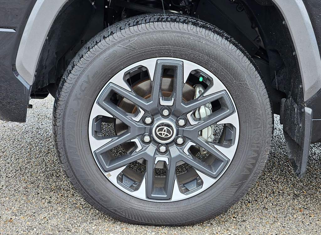 Thumbnail: 2024 Toyota Tundra - 8