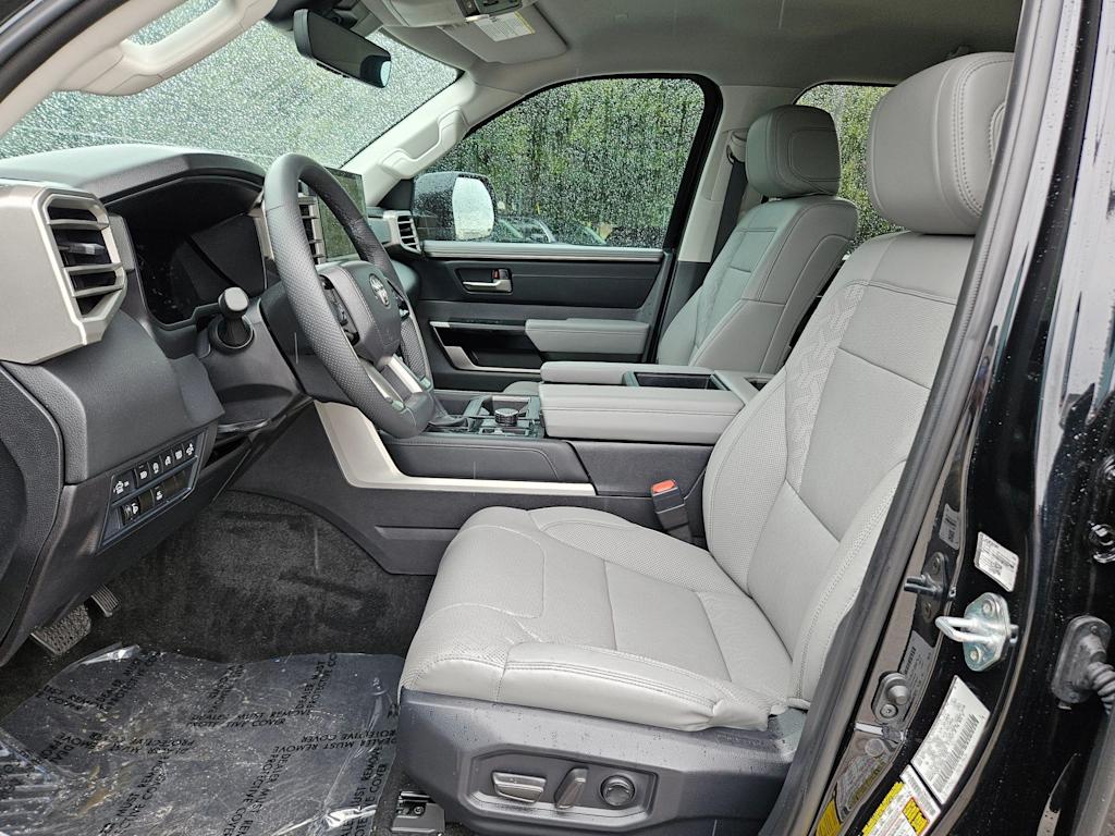 Thumbnail: 2024 Toyota Tundra - 12