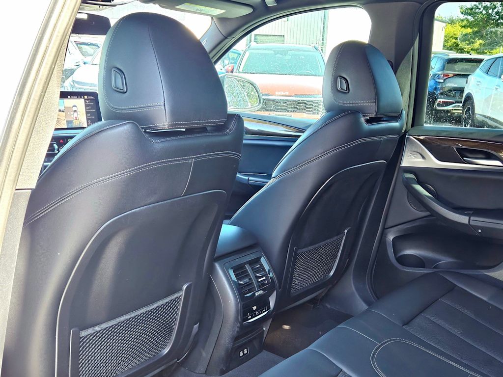 Thumbnail: 2023 BMW X3 - 12