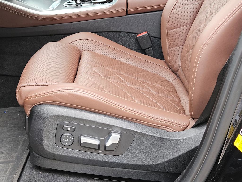 Thumbnail: 2023 BMW X5 - 22