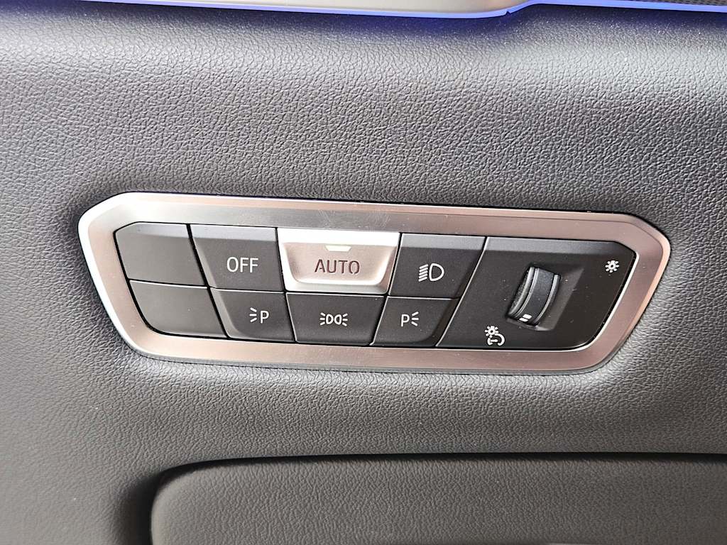 Thumbnail: 2023 BMW X5 - 29