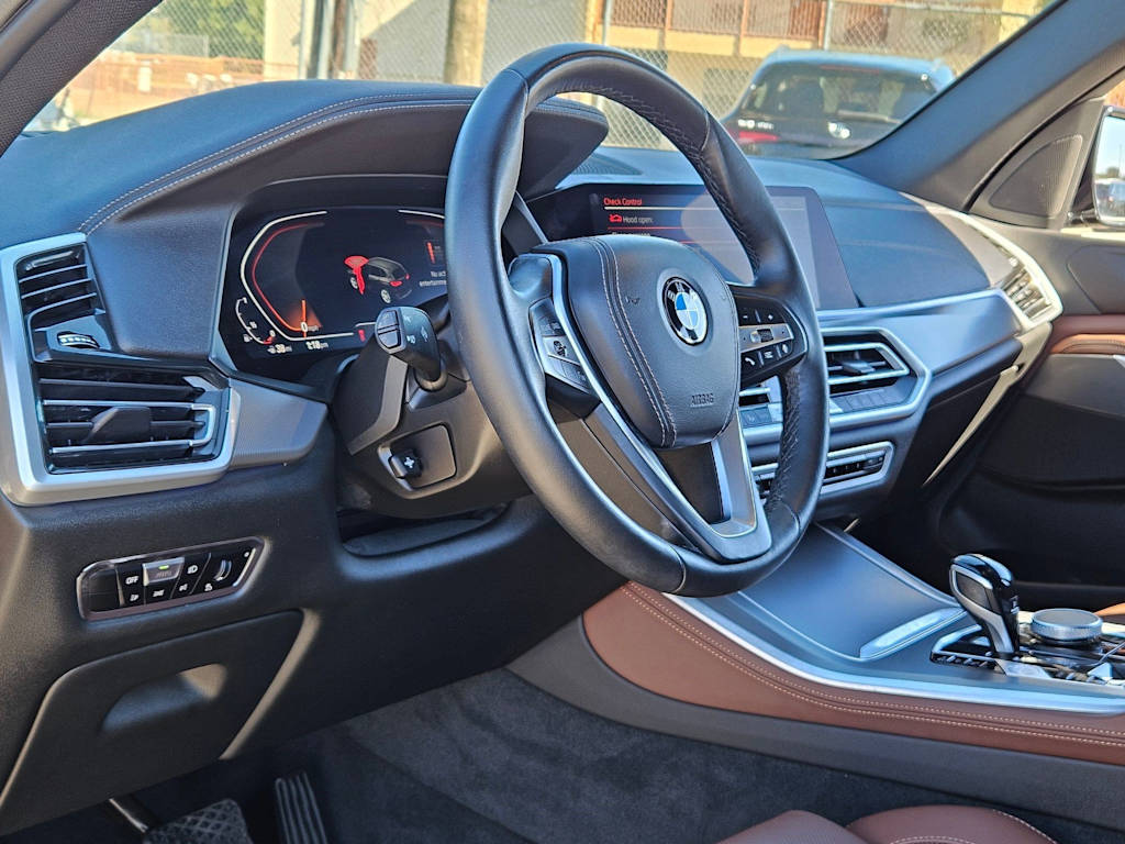 Thumbnail: 2023 BMW X5 - 2