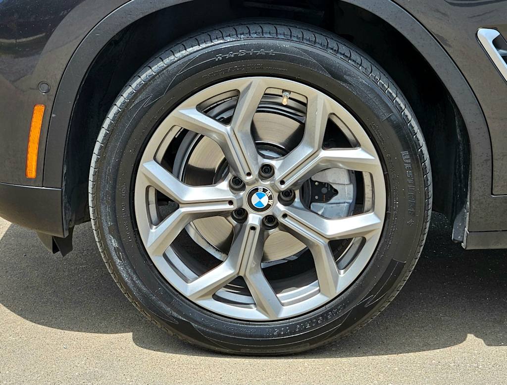 Thumbnail: 2021 BMW X3 - 8