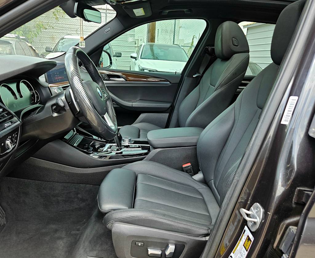 Thumbnail: 2021 BMW X3 - 10