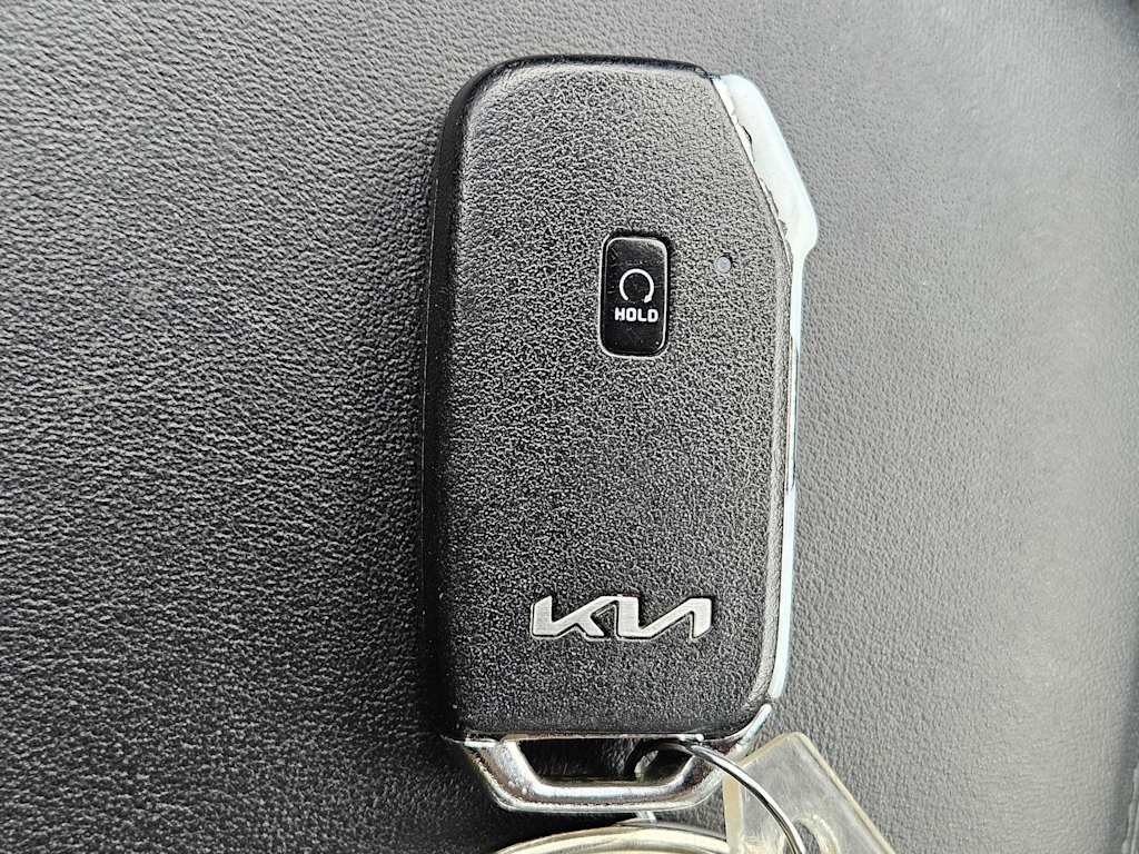 Thumbnail: 2022 Kia K5 - 11