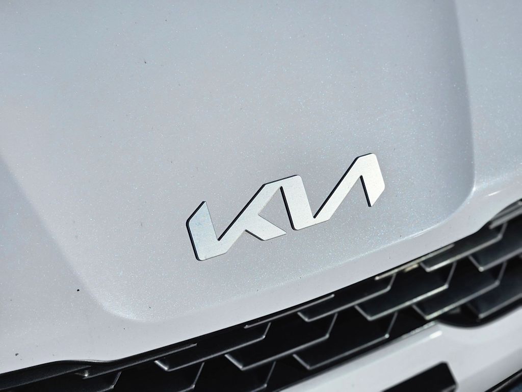 Thumbnail: 2023 Kia K5 - 6