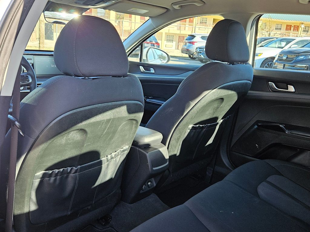 Thumbnail: 2023 Kia K5 - 10