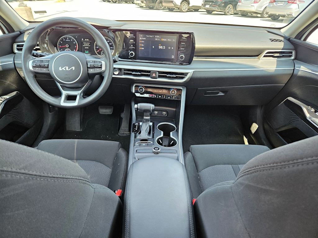 Thumbnail: 2023 Kia K5 - 9