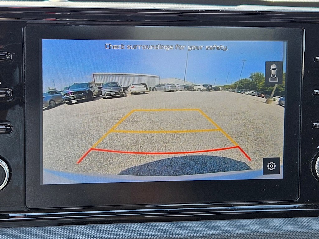Thumbnail: 2023 Kia K5 - 32