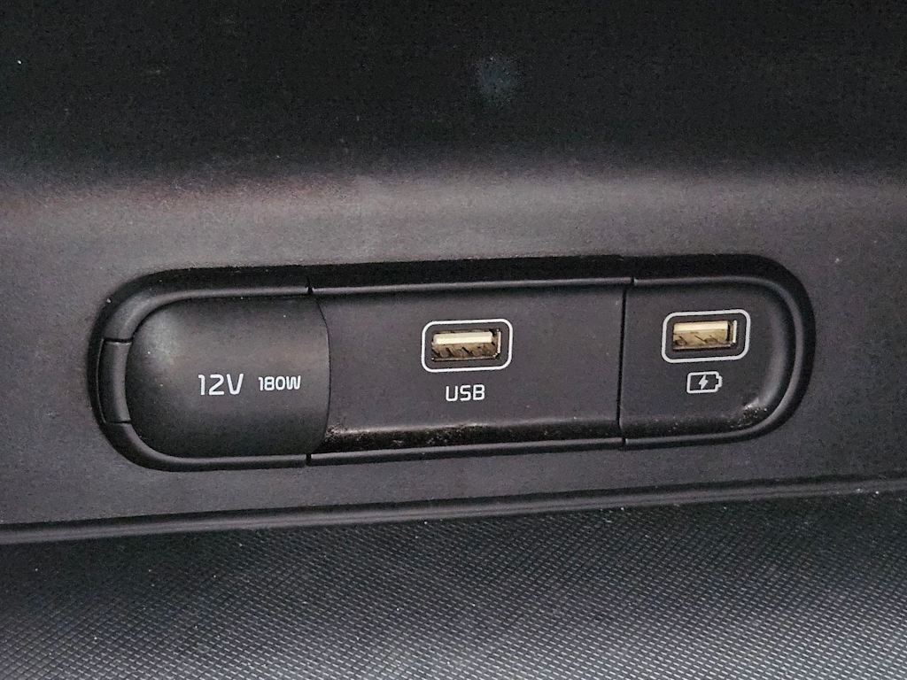 Thumbnail: 2021 Kia K5 - 32