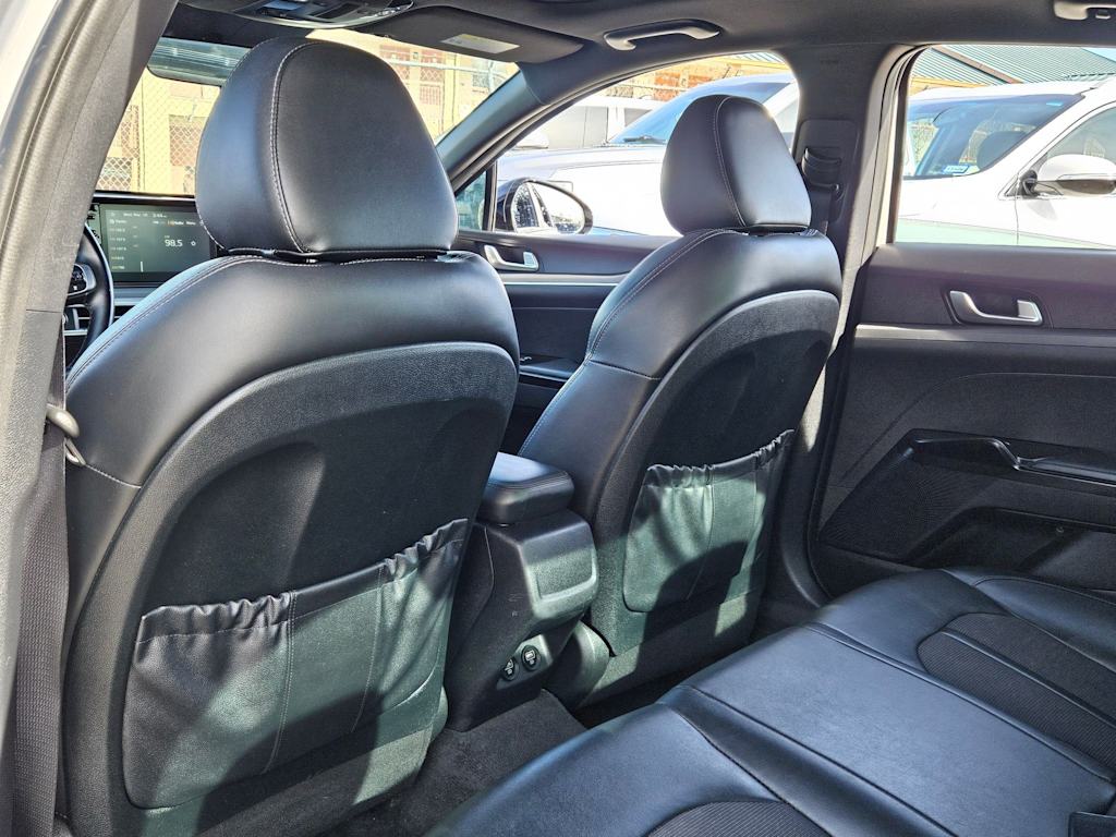 Thumbnail: 2021 Kia K5 - 11