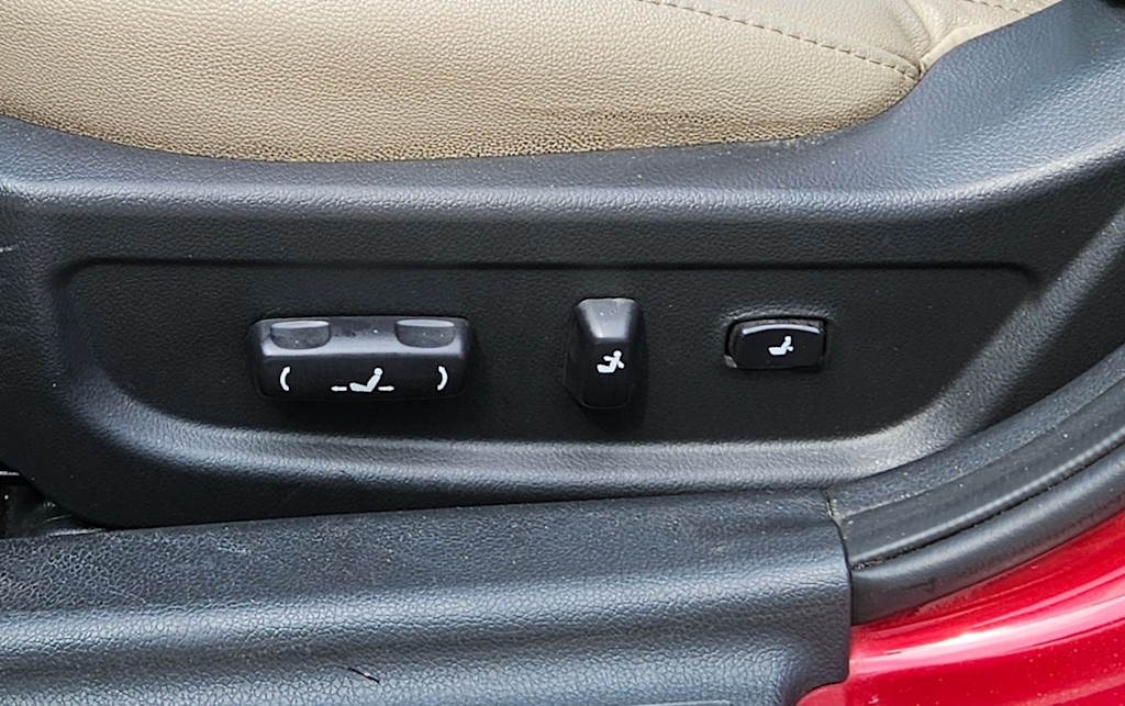 Thumbnail: 2015 Kia Optima - 18