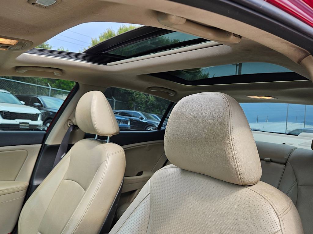 Thumbnail: 2015 Kia Optima - 19