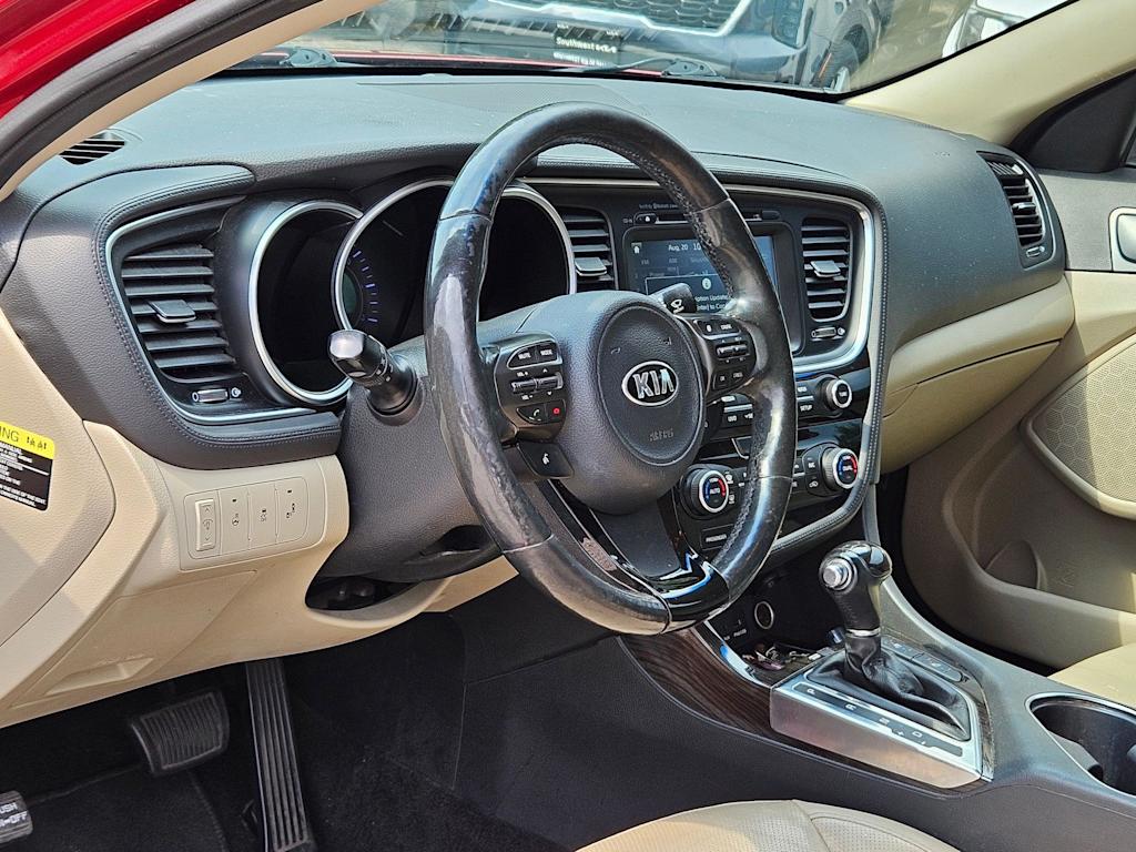 Thumbnail: 2015 Kia Optima - 2