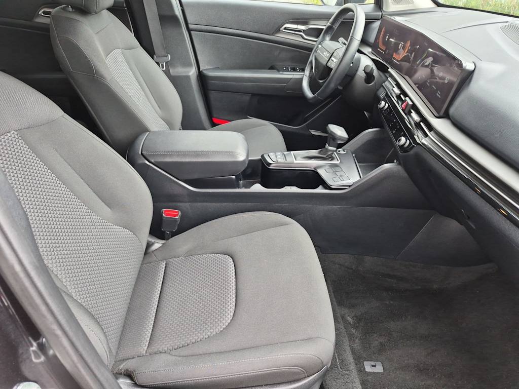 Thumbnail: 2026 Kia Sportage - 10