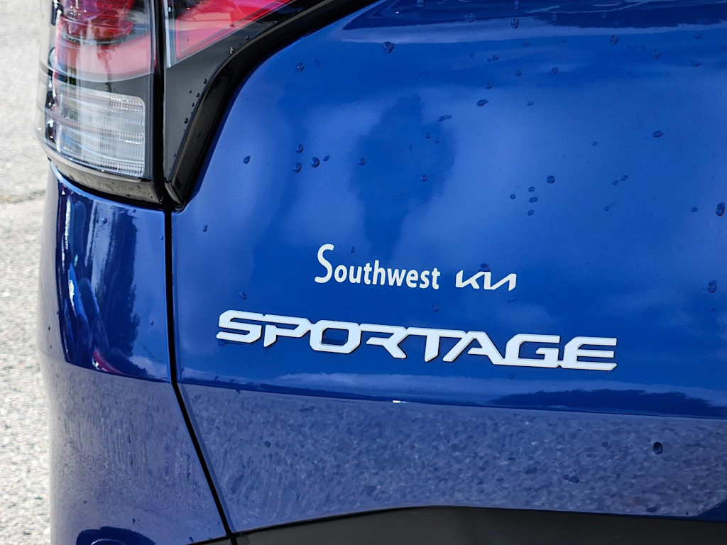 Thumbnail: 2023 Kia Sportage - 22