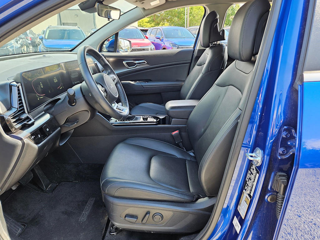 Thumbnail: 2023 Kia Sportage - 10