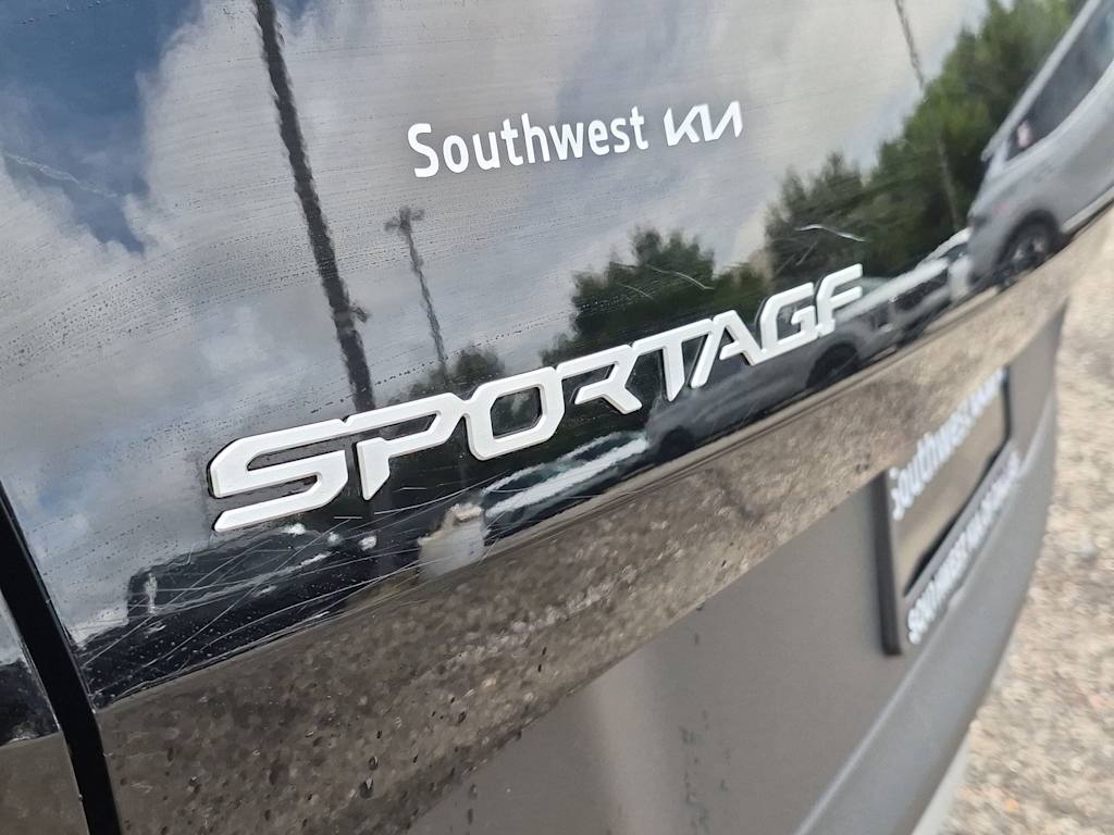 Thumbnail: 2025 Kia Sportage - 7