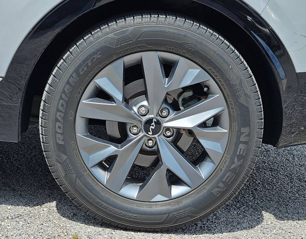 Thumbnail: 2023 Kia Sportage - 8