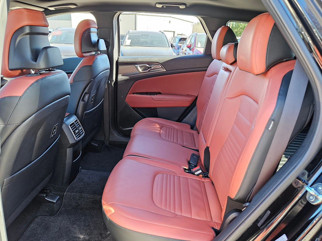 Thumbnail: 2025 Kia Sportage - 24