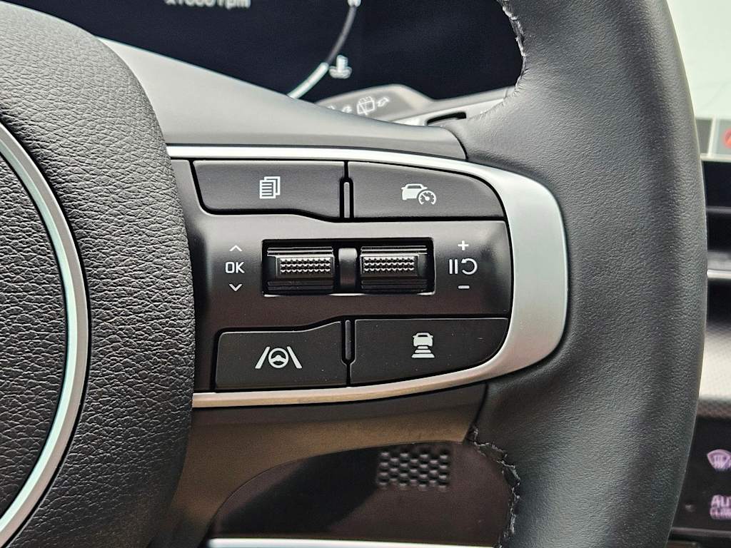 Thumbnail: 2025 Kia Sportage - 24
