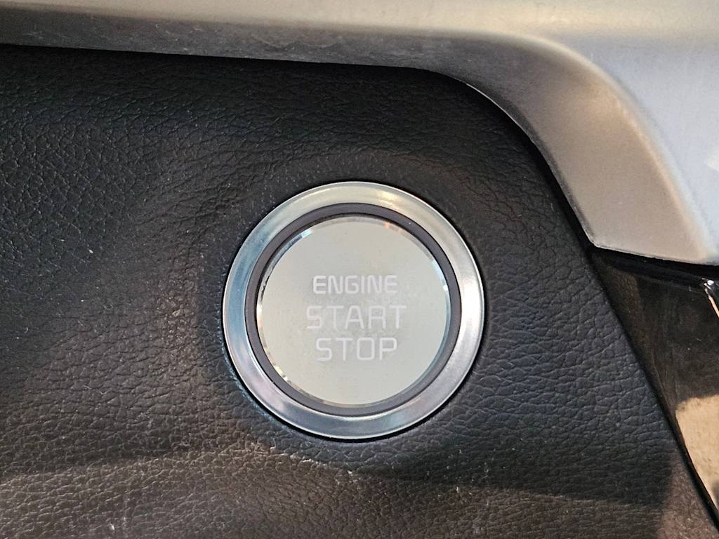 Thumbnail: 2021 Kia Telluride - 35