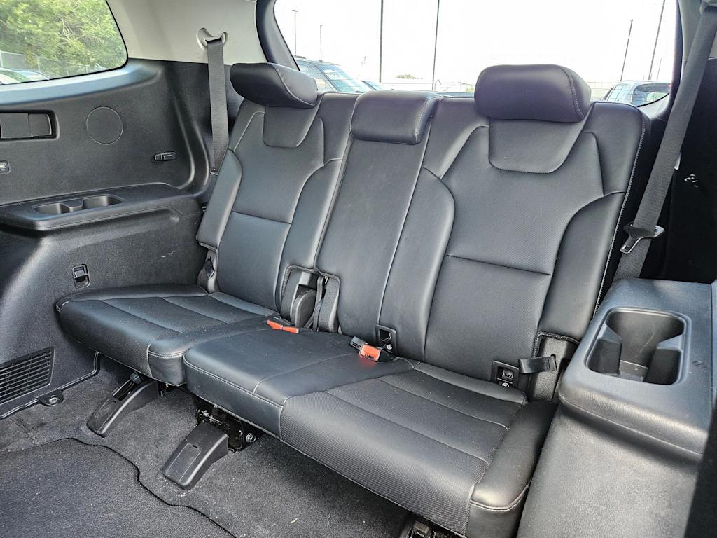 Thumbnail: 2022 Kia Telluride - 24