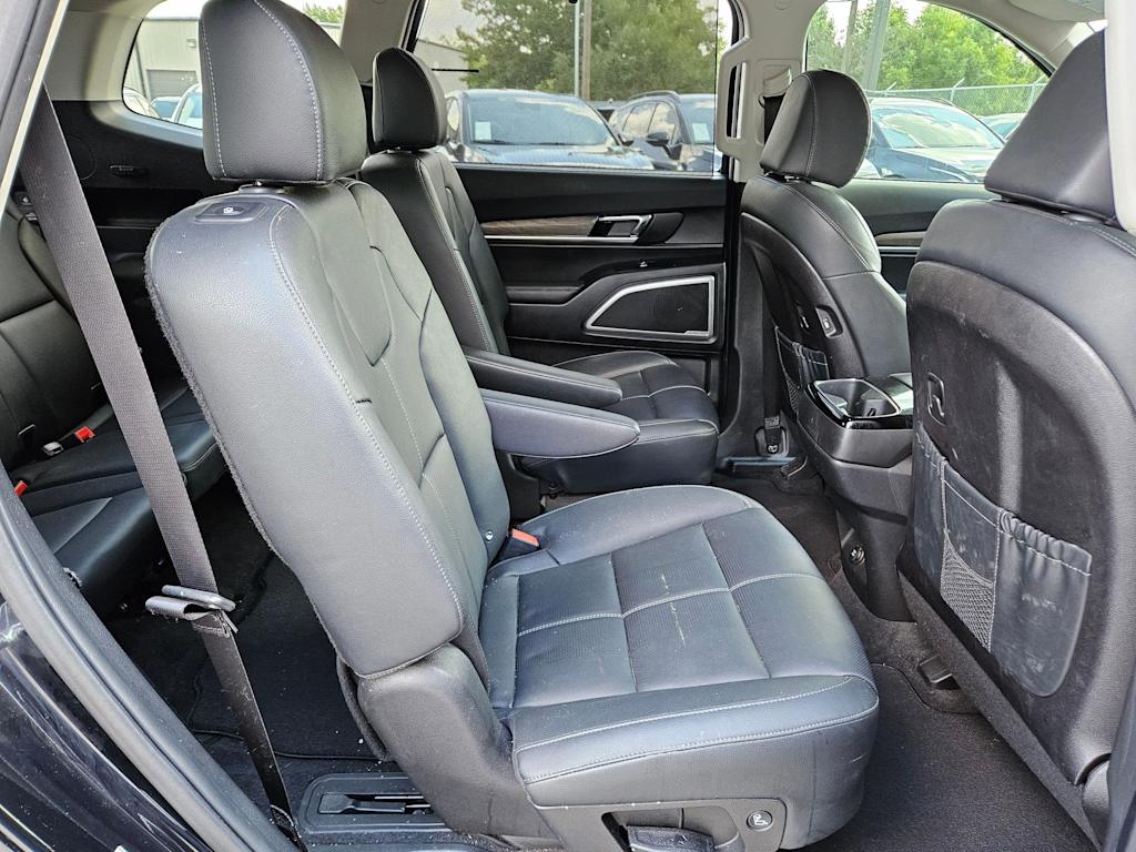 Thumbnail: 2022 Kia Telluride - 25