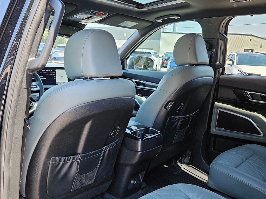 Thumbnail: 2023 Kia Telluride - 11