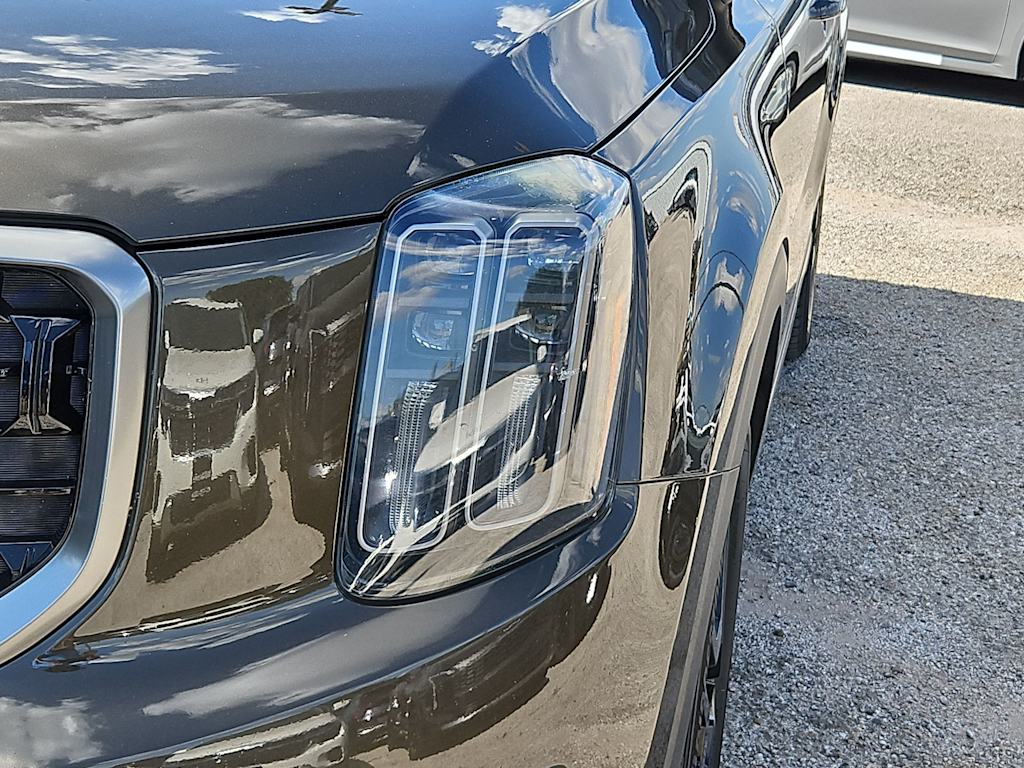 Thumbnail: 2023 Kia Telluride - 22