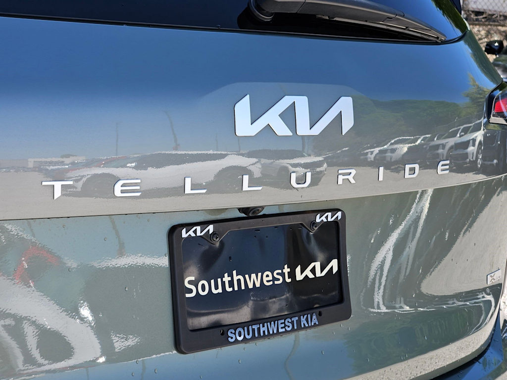 Thumbnail: 2023 Kia Telluride - 7