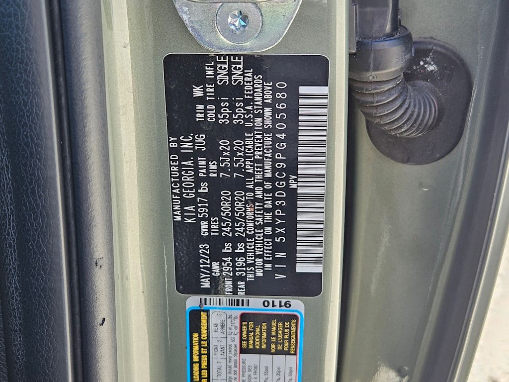 Thumbnail: 2023 Kia Telluride - 16