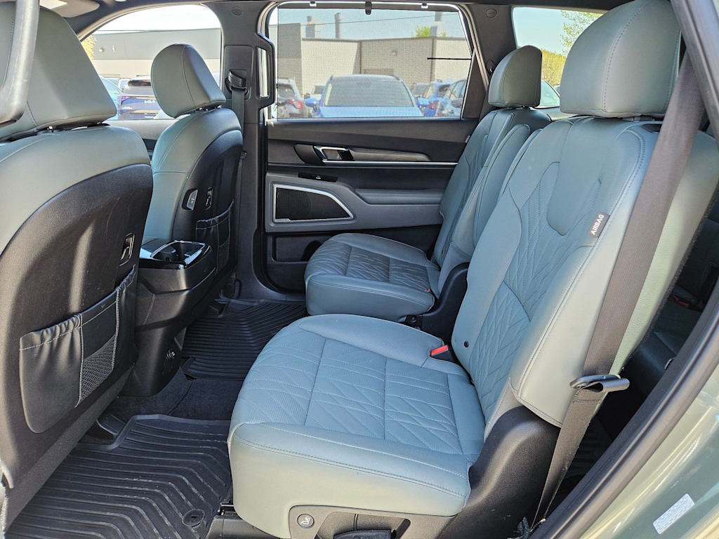 Thumbnail: 2023 Kia Telluride - 22