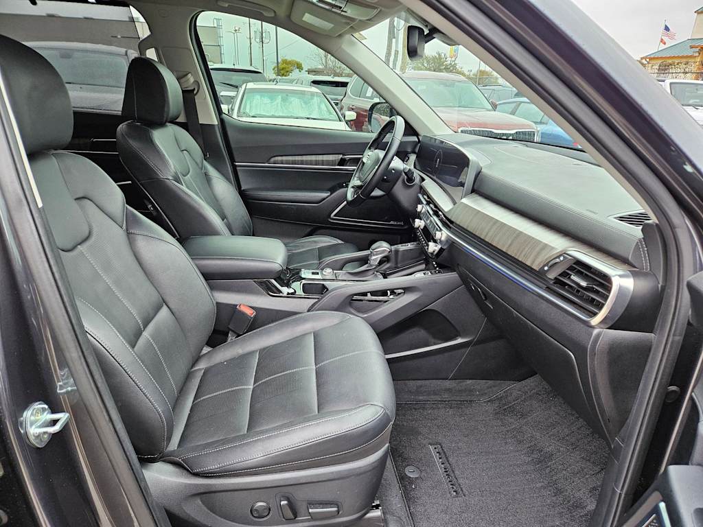 Thumbnail: 2023 Kia Telluride - 12